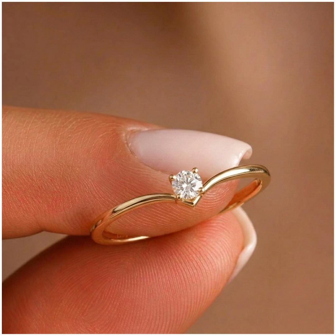 ENGAGEMENT RINGS