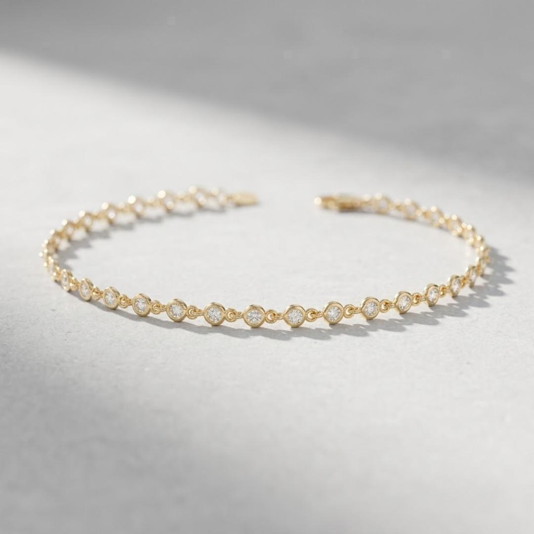 Bezel Diamond Tennis Bracelet — Yellow gold