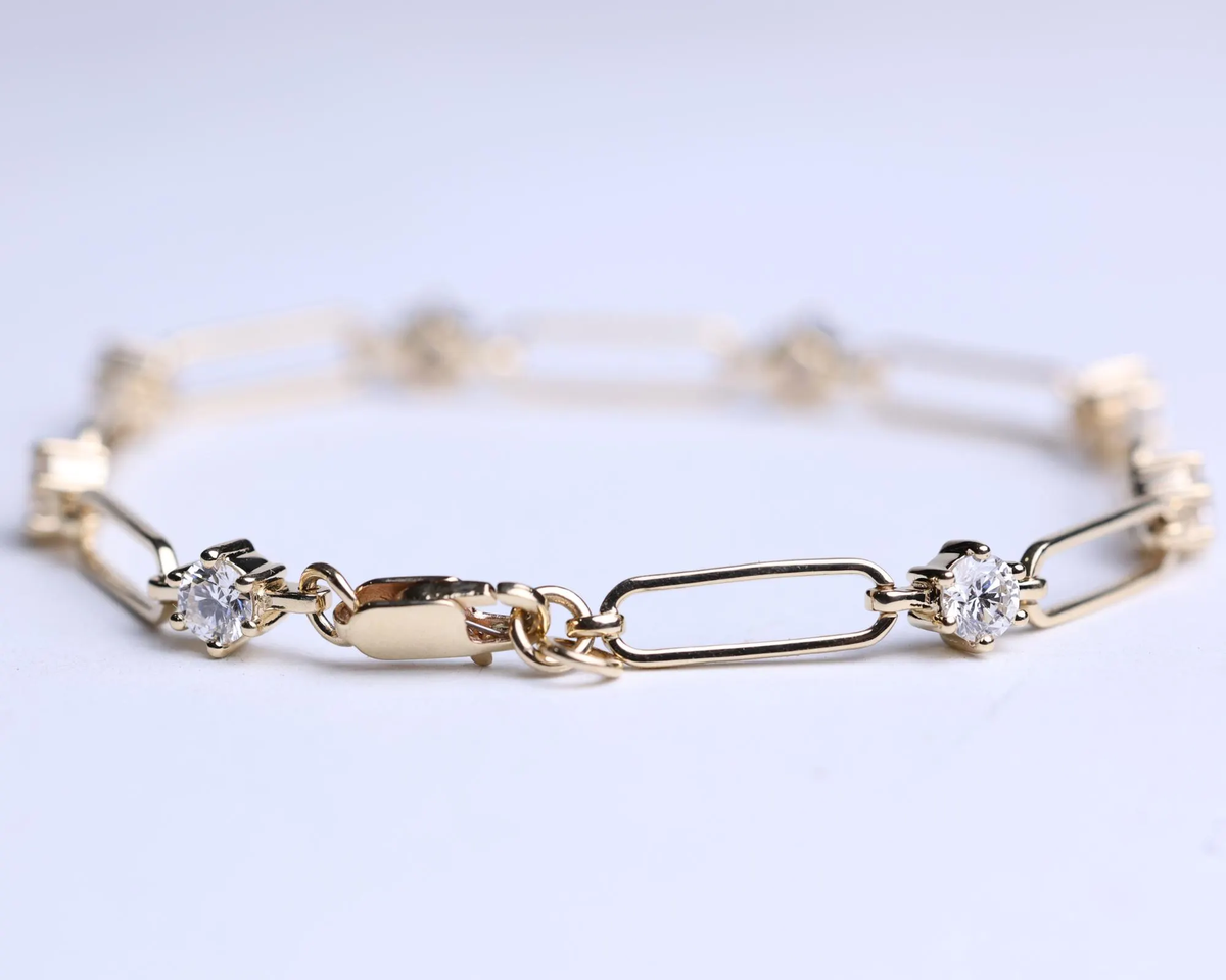 Paperclip Diamond Station Bracelet with lobster clasp and round prong set diamonds